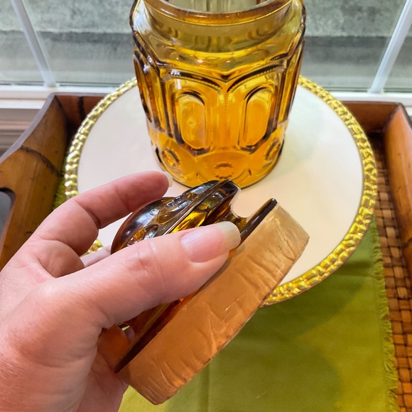 Vintage L.E. Smith Moon & Stars Amber Glass Large Canister w/Lid Circa 1970s - Picture 7 of 7